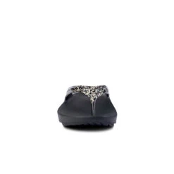 'OOFOS' Women's OOlala Thong Limited Edition - Black / Champagne Pop -Shoe Joy Shop 1403BLKCHMPGNE shot3 1024x1024@2x